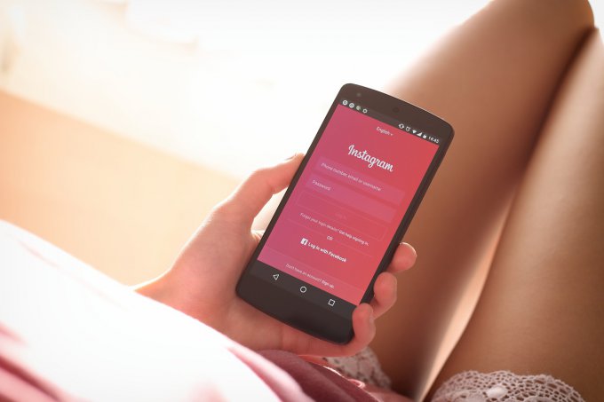 Aplikacja Instagram na smartfonie